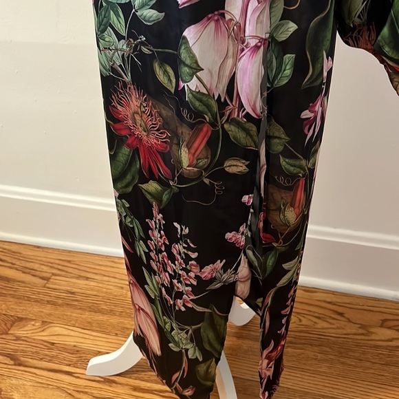 Walk This Way Dress - Picture 9 of 11